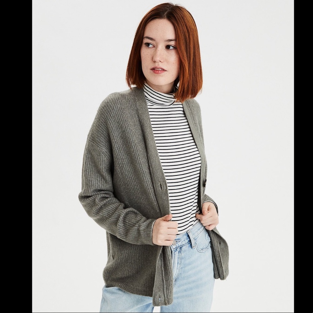 AE Soft Cardigan XS (oversized)
